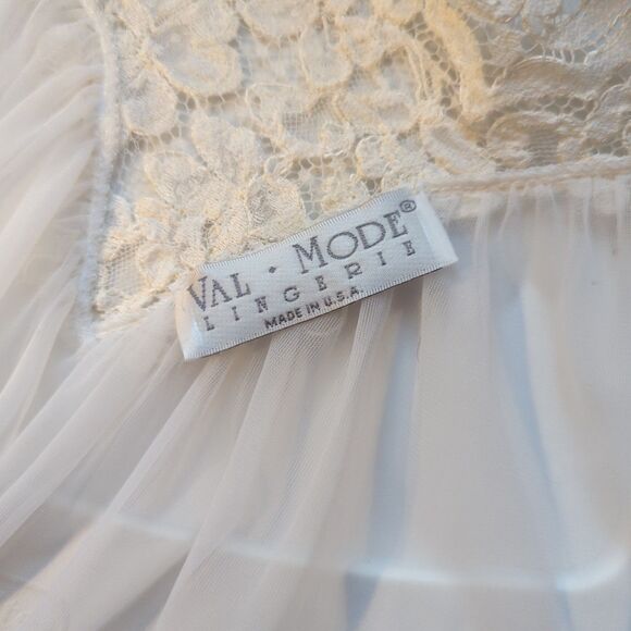 Vintage VAL MODE LINGERIE Nightgown Open Robe Small White Sheer Lace Wedding - Picture 6 of 8